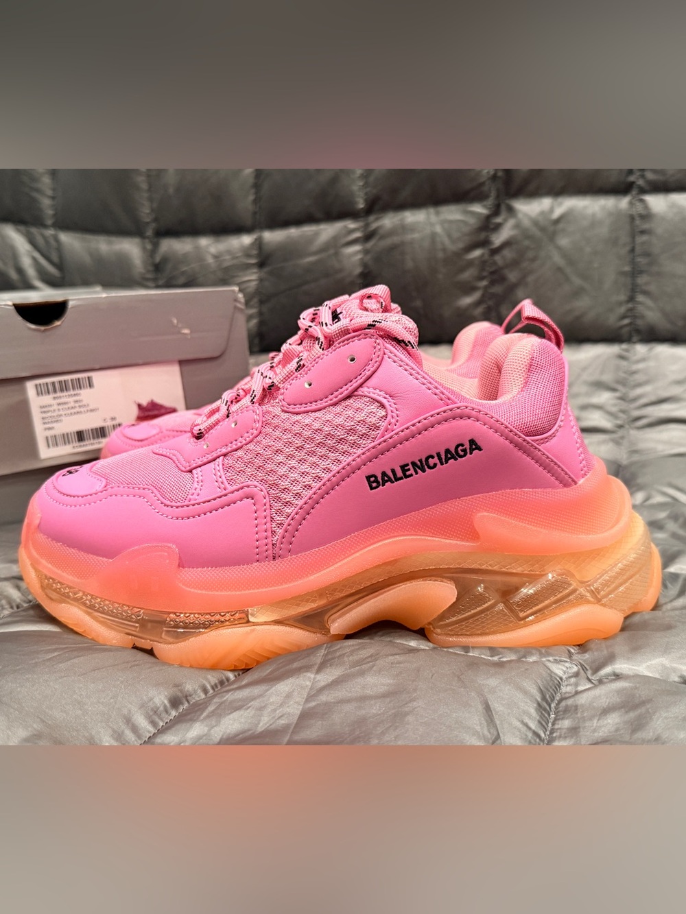 BALENCIAGA Triple S 'Clear Sole - Pink' Women size EU 38 / US 8 - Unworn - Mint!